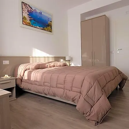 Bed & Breakfast Al Parco Ii Rota 4*