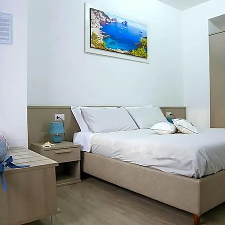 Bed & Breakfast Al Parco Ii Rota 4*