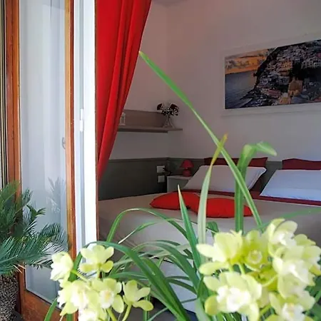 Al Parco Ii Rota Bed & Breakfast 4*