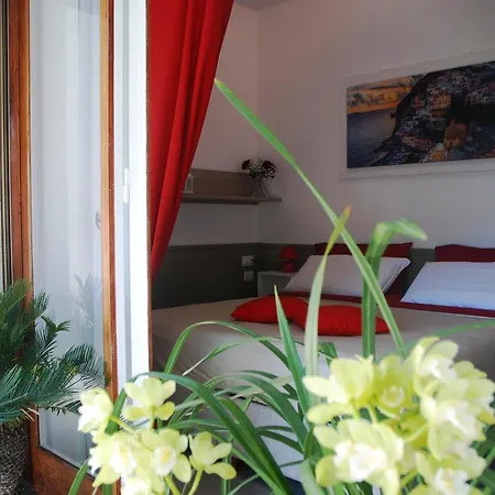 Bed & Breakfast Al Parco Ii Rota 4*