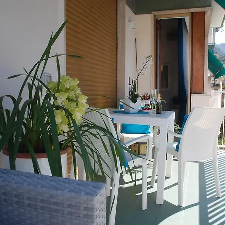 Al Parco Ii Rota 4* Сорренто