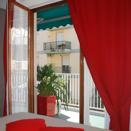 לינה וארוחת בוקר Al Parco Ii Rota סורנטו